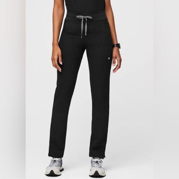 Figs Petite Yola Straight Leg Skinny Fit Medical Scrub Cargo Pants Black Large - Picture 1 of 12